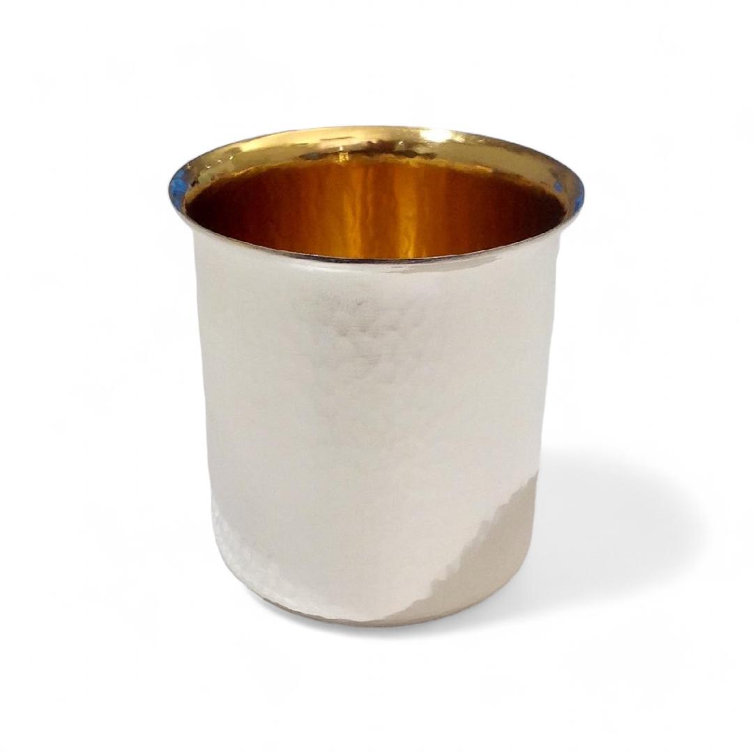 Becher